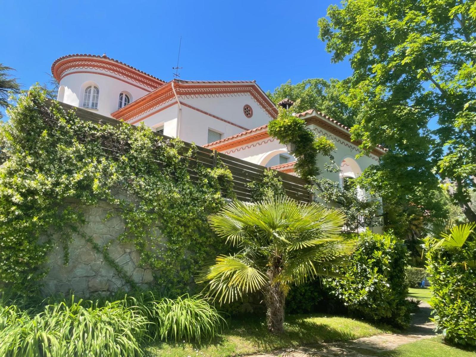Espectacular Casa Chateau En El Centro De オロト エクステリア 写真