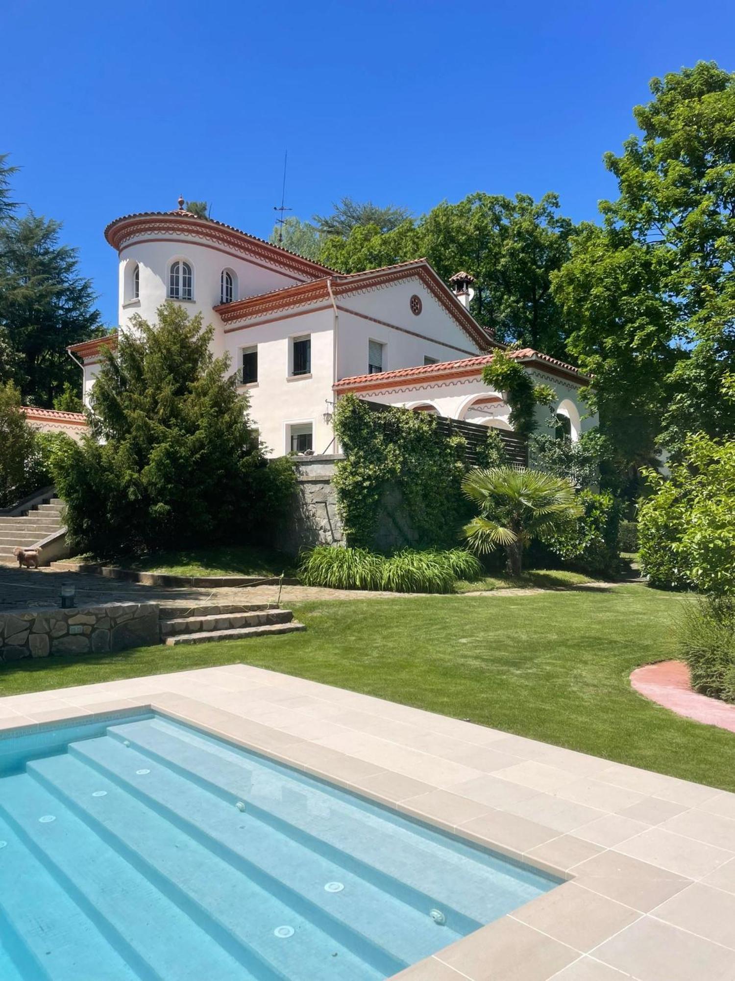 Espectacular Casa Chateau En El Centro De オロト エクステリア 写真