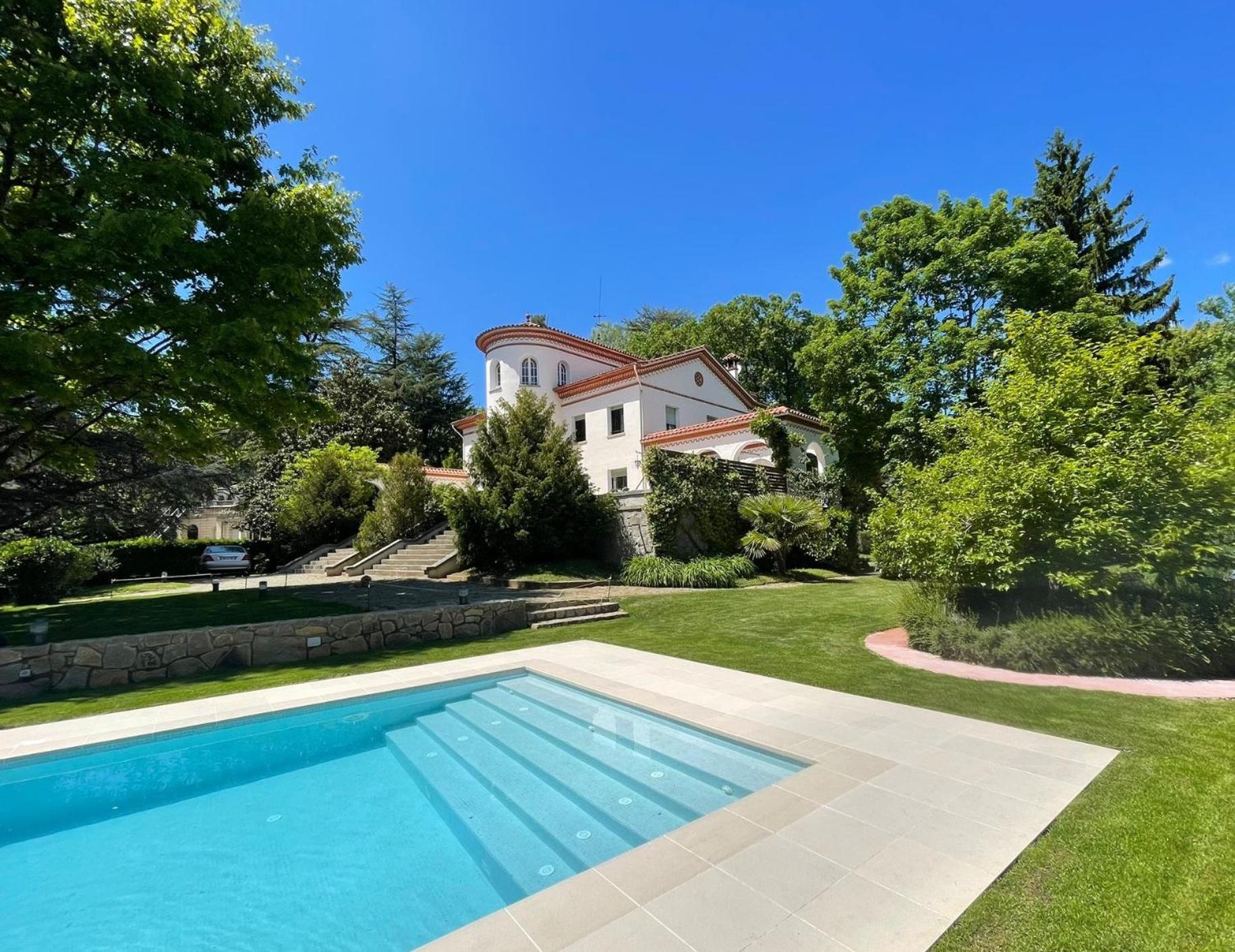 Espectacular Casa Chateau En El Centro De オロト エクステリア 写真